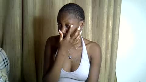 Snapshot of tee_01 chatting on February 2026 10:09:01 AM Nicole online show from February 2026 10:09:01 AM