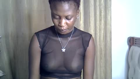 Snapshot of tee_01 chatting on February 2026 12:09:02 PM Nicole online show from February 2026 12:09:02 PM