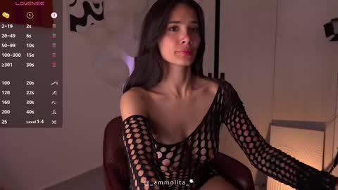 Snapshot of tef_1 chatting on November 2025 11:32:02 PM Tefa online show from November 2025 11:32:02 PM