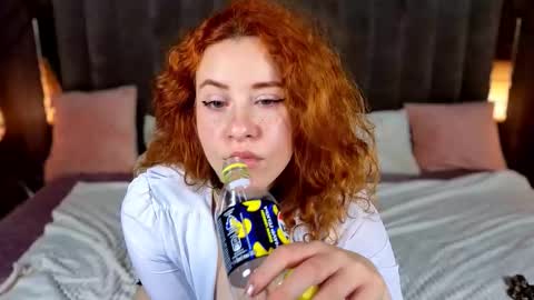 teilahex online show from October 2025 08:28:01 PM