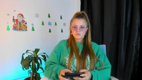 Snapshot of tekila__ chatting on December 2024 08:28:02 PM tekila__ online show from December 2024 08:28:02 PM