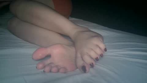 Viv West online show from November 2025 04:22:02 AM