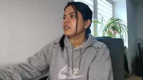Snapshot of tell_me_goddess chatting on January 2026 09:48:02 AM Amazing SALOME online show from January 2026 09:48:02 AM