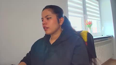 Snapshot of tell_me_goddess chatting on May 2026 08:11:01 AM Amazing SALOME online show from May 2026 08:11:01 AM