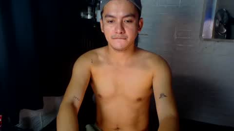 Snapshot of tempting_jon chatting on May 2026 07:13:01 AM tempting_jon online show from May 2026 07:13:01 AM