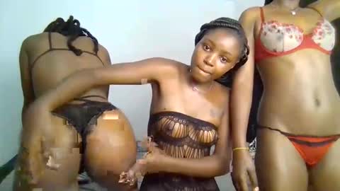 tiah online show from November 2025 11:11:01 AM