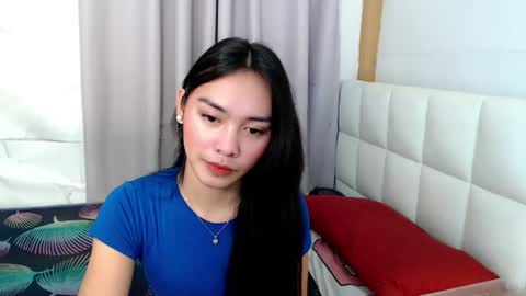 YOGIRL MAXINE online show from June 2026 01:32:02 PM