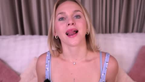 Ellis online show from December 2025 06:16:01 PM