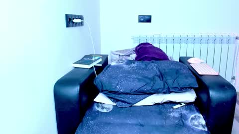 Kira online show from November 2025 03:08:02 AM