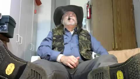 Tennredneck online show from February 2026 03:00:02 AM