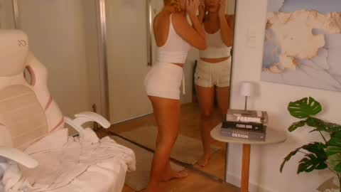 Teodora Alamo online show from May 2026 11:38:01 AM