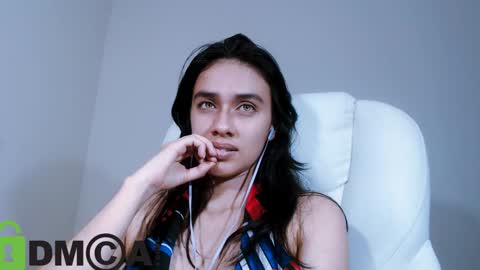 Lisa online show from December 2024 04:44:02 AM