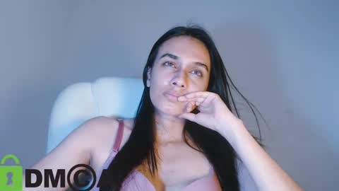 Lisa online show from October 2025 07:34:01 PM