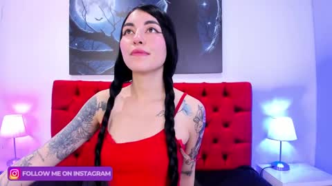Snapshot of teresa_moon chatting on January 2025 08:15:02 PM TERESA Give me a good rating if you enjoy my show online show from January 2025 08:15:02 PM