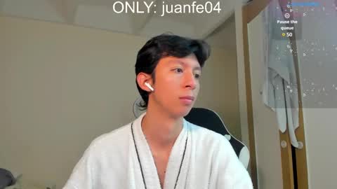 Juanfe  online show from December 2024 01:37:01 AM