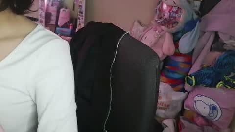 Terra Elowen online show from June 2026 12:42:02 PM