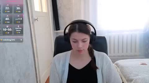 Snapshot of terranaufzinger chatting on December 2025 04:28:02 AM Anny Simpson online show from December 2025 04:28:02 AM