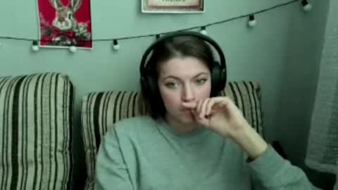 Snapshot of terranaufzinger chatting on January 2026 06:08:01 AM Anny Simpson online show from January 2026 06:08:01 AM