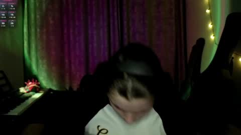 Anny Simpson online show from March 2026 08:09:01 PM