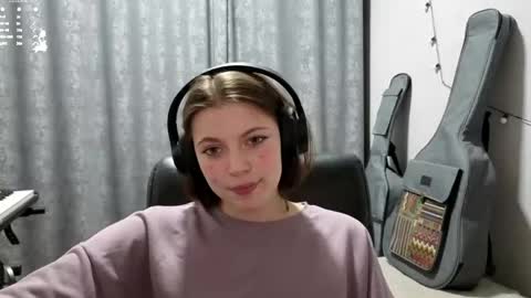 Anny Simpson online show from May 2026 08:17:02 PM