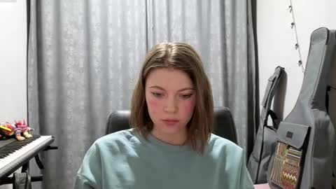 Anny Simpson online show from May 2026 08:04:02 PM