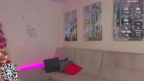 Snapshot of tesalune chatting on December 2024 05:42:01 AM Tessa online show from December 2024 05:42:01 AM