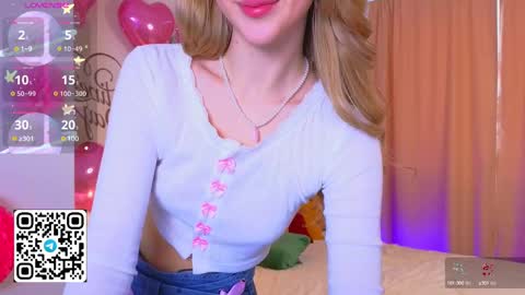 Snapshot of tesalune chatting on February 2025 05:30:01 AM Tessa online show from February 2025 05:30:01 AM