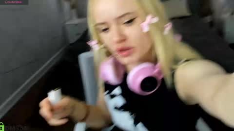 Tessa online show from April 2026 09:16:01 AM