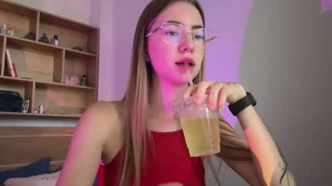 tessa_calmness online show from April 2026 01:47:02 AM