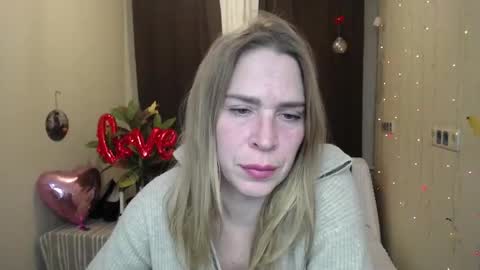 Snapshot of tessadaybreak chatting on February 2025 05:07:01 PM tessadaybreak online show from February 2025 05:07:01 PM