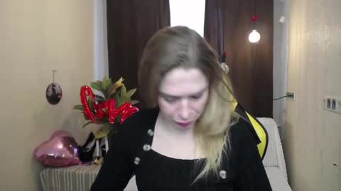 Snapshot of tessadaybreak chatting on February 2025 07:34:01 AM tessadaybreak online show from February 2025 07:34:01 AM