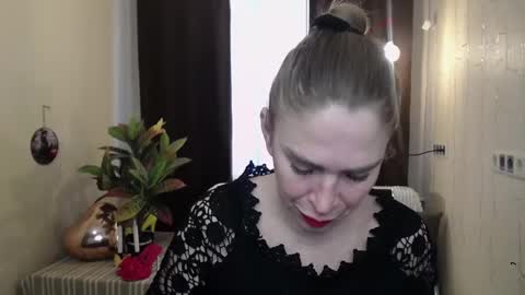 Snapshot of tessadaybreak chatting on February 2025 07:48:02 AM tessadaybreak online show from February 2025 07:48:02 AM