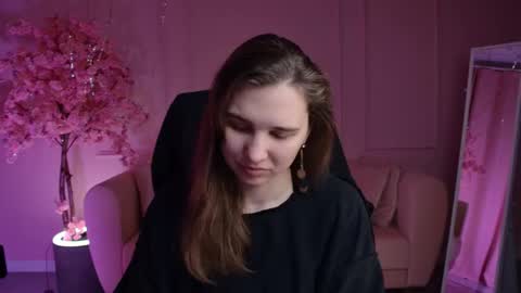 Snapshot of tessamill chatting on May 2026 05:15:01 AM Tessa online show from May 2026 05:15:01 AM