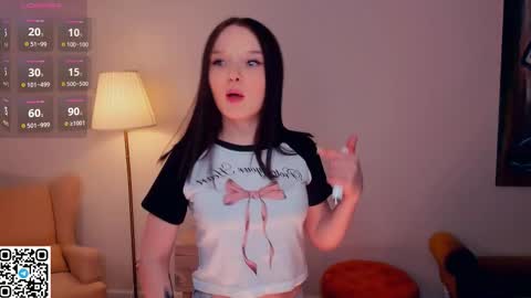 Snapshot of tessiekhanponaphan chatting on March 2026 06:37:02 PM Cindy online show from March 2026 06:37:02 PM