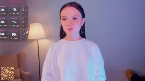 Snapshot of tessiekhanponaphan chatting on March 2026 07:30:01 PM Cindy online show from March 2026 07:30:01 PM