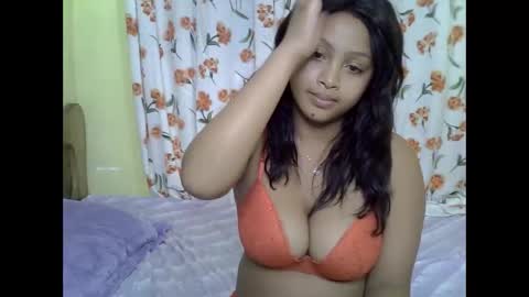 tessmia online show from May 2026 05:51:02 PM
