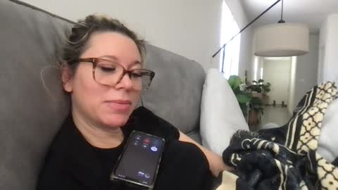 Daphne Summers online show from November 2025 04:17:02 PM