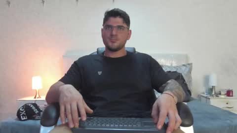 Snapshot of teylor_creed chatting on February 2025 08:07:02 PM teylor creed online show from February 2025 08:07:02 PM