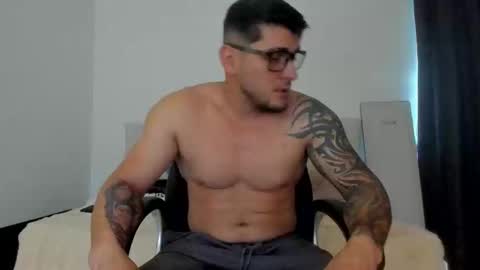 Snapshot of teylor_creed chatting on October 2025 10:08:02 PM teylor creed online show from October 2025 10:08:02 PM