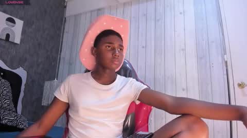 Snapshot of teylor_lovee chatting on January 2026 09:09:01 PM teylor_lovee online show from January 2026 09:09:01 PM