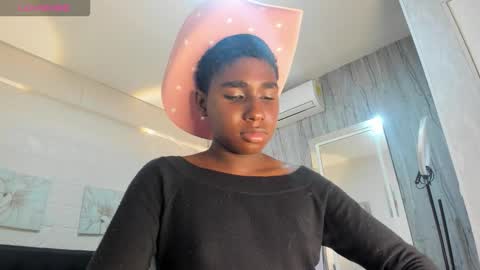 Snapshot of teylor_lovee chatting on February 2026 10:02:02 PM teylor_lovee online show from February 2026 10:02:02 PM