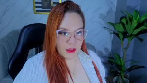 tezzaniut_t online show from April 2026 08:23:01 PM
