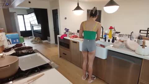 babygirlmami online show from March 2026 01:00:02 AM