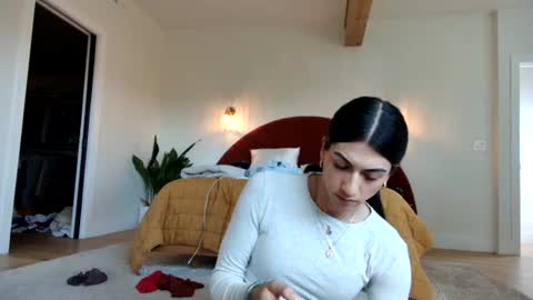 babygirlmami online show from June 2026 07:47:01 PM