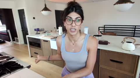 babygirlmami online show from July 2026 05:30:02 PM