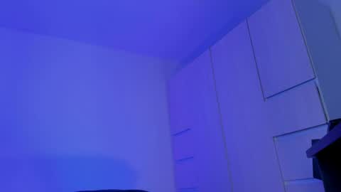 thadeo_king online show from April 2026 12:00:02 AM