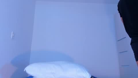 thadeo_king online show from April 2026 04:15:01 PM