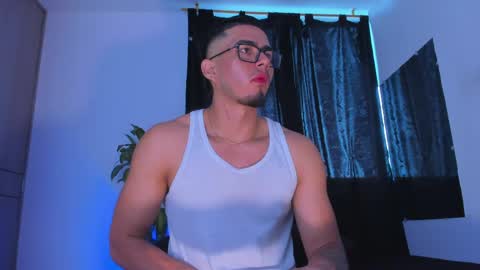 thadeo_king online show from June 2026 05:38:02 PM
