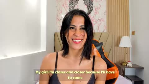 Snapshot of thais_kim chatting on May 2026 12:43:01 PM Sweet Thais online show from May 2026 12:43:01 PM