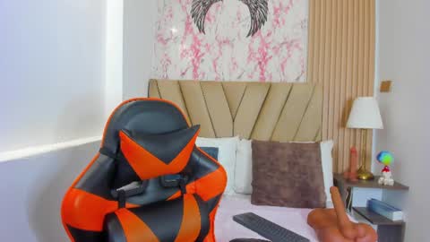 Sweet Thais  online show from July 2026 04:10:01 PM